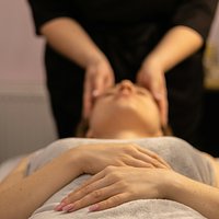 Masaje relajante con aceites aromaticos y exfoliacion 